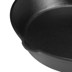 Ergonomically Designed Cast Iron Frypan to Easily Pour Used Oil Ergonomically Designed Cast Iron Frypan to Easily Pour Used Oil