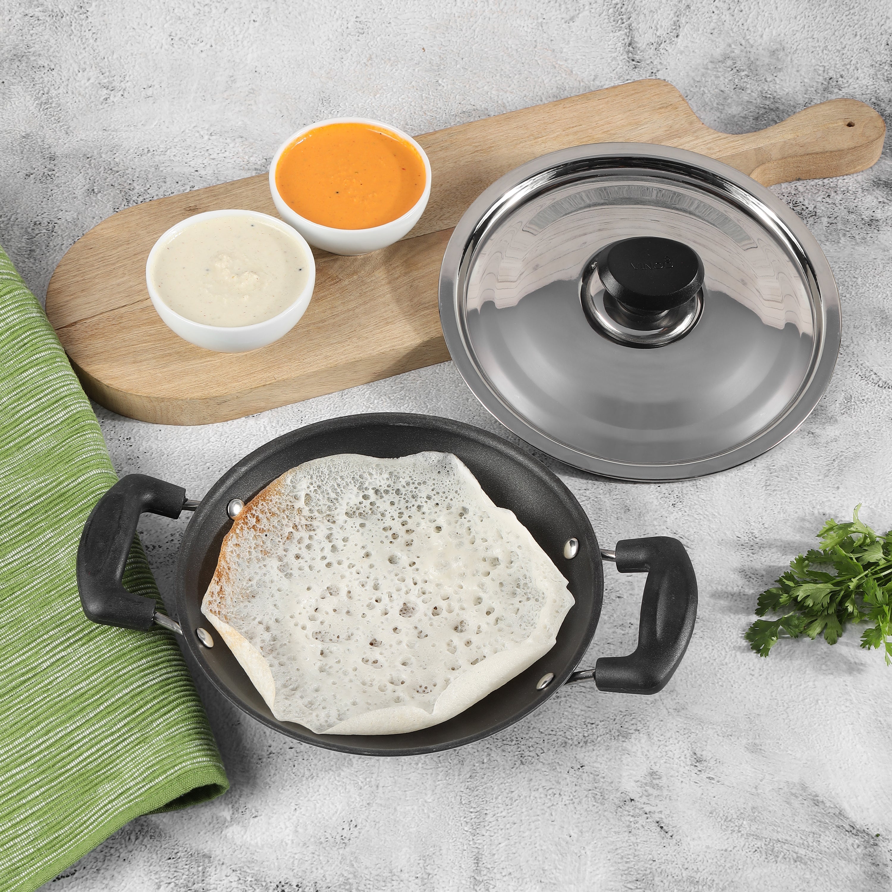 Vinod Zest Non Stick Appachetty with Lid - 20 cm Vinod Zest Non Stick Appachetty with Lid - 20 cm