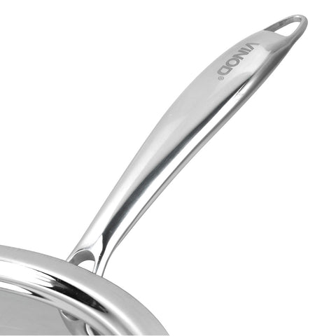 Ergonomically Designed Comfortable Grip Handle of Stainless Steel Deep Frypan