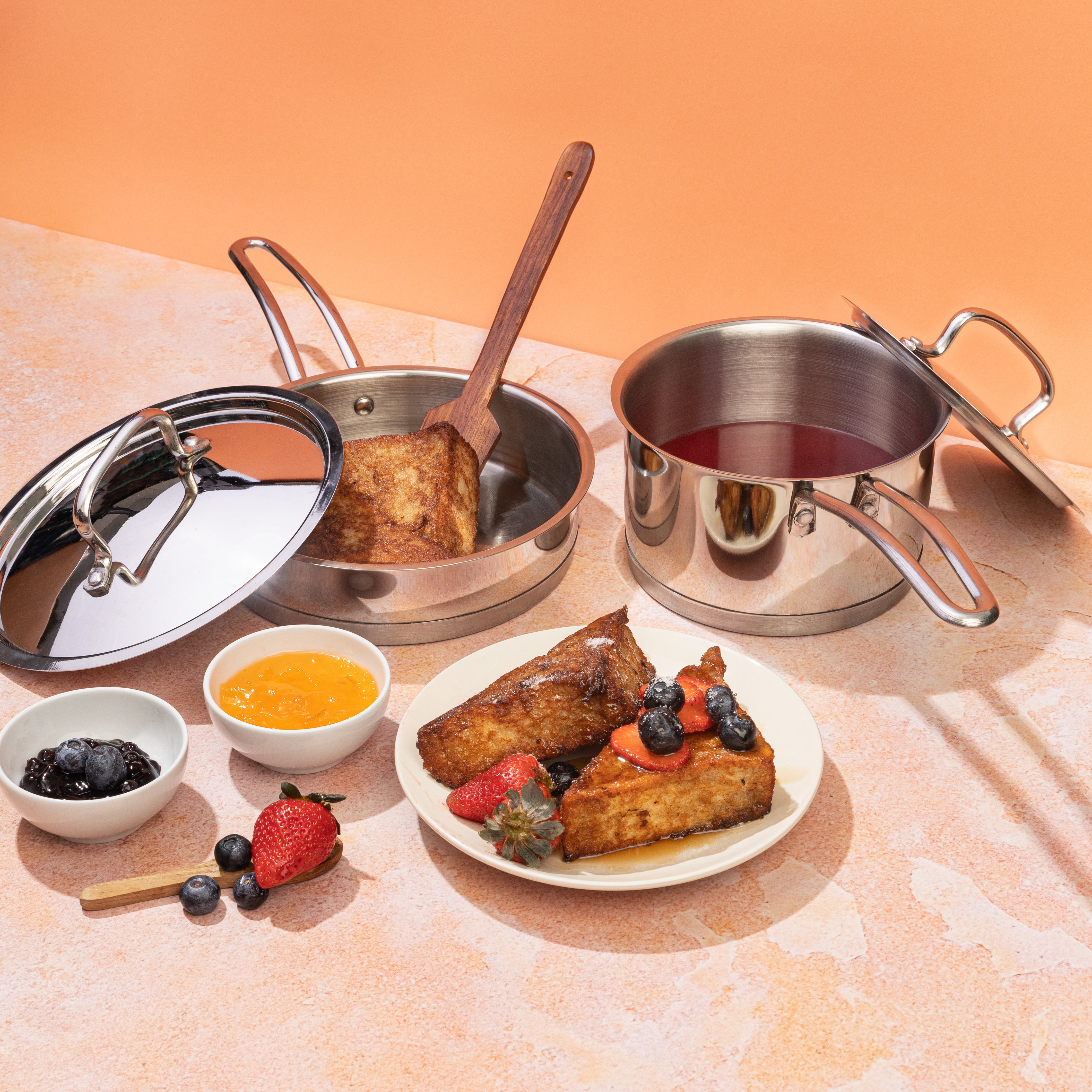 Vinod Stainless Steel Classique Deluxe Set (Induction Friendly) - 2 Pcs - Frypan with Lid and Saucepan with Lid