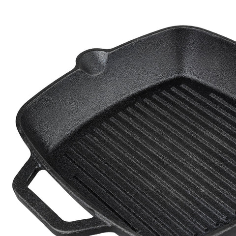 Ergonomically Designed for Easy Oil Pouring of Pre-Seasoned Cast Iron Griddle